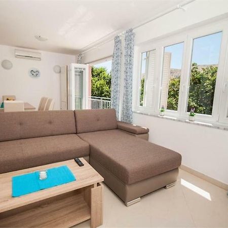 Apartment Mimoza 5, Baska, Krk Baška Exterior foto